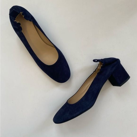 Everlane || The Day Pump in Navy Blue Suede Italian Made 10