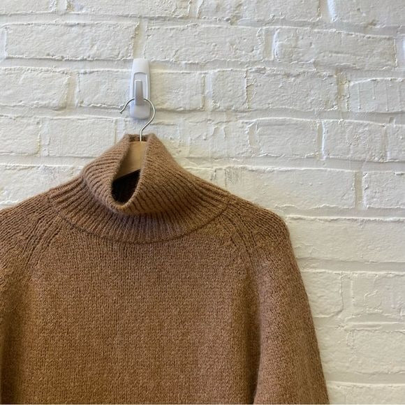 Aritzia || The Group by Babaton Elmira Turtleneck Alpaca Sweater Oatmeal Tan XS