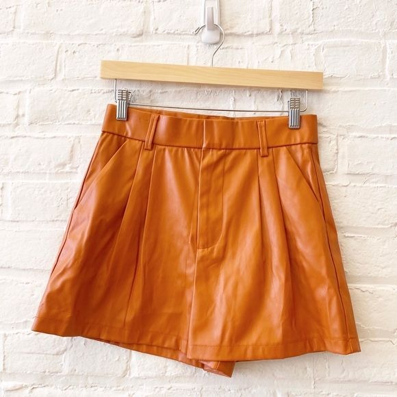 Day + Moon || Pleated High Waisted Shorts Faux Leather Orange NWT