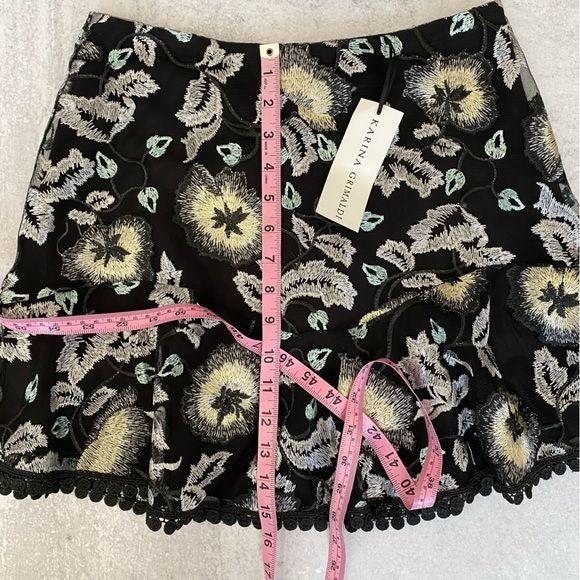 Karina Grimaldi || Samantha Lace Mini Skirt in Swept Away Floral Black Small NWT