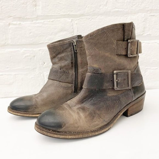 Seychelles || Castanets Moto Boots in Grey Taupe Ankle Booties Buckles 7