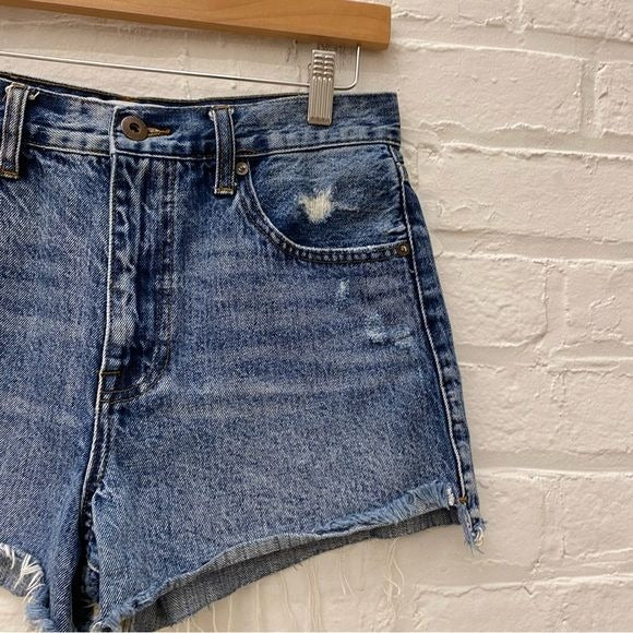 Pistola || Kylee Relaxed High Rise Cuffed Jean Shorts in Luna Wash Blue 27