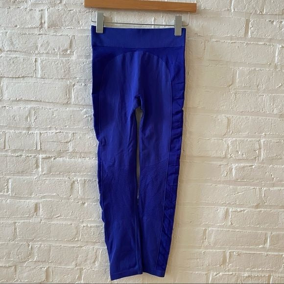 Tory Burch || Tory Sport Seamless Crop Legging in Blue Pigment Royal XS