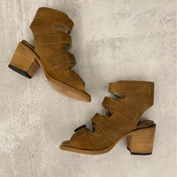 Freebird by Steven || Quail Leather Strappy Buckle Sandals Heels Booties Brown 6