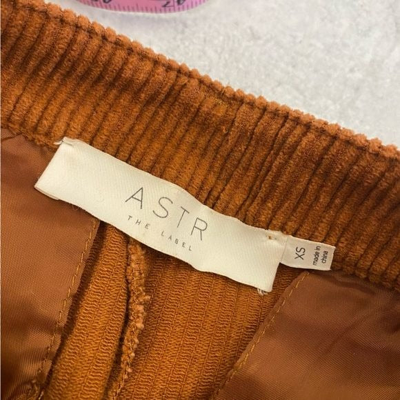 ASTR The Label || Wide Leg Corduroy Pants in Maple Orange Brown XS