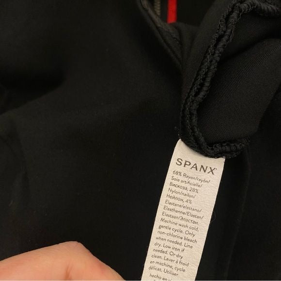 SPANX || The Perfect Jumpsuit Classic Black Large