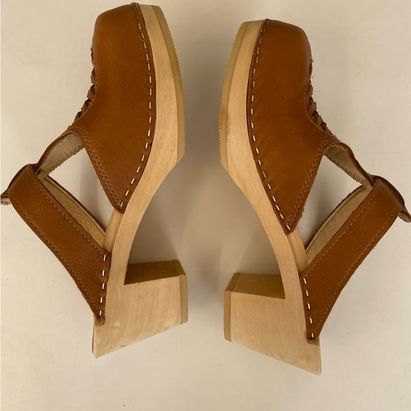 Maguba || Nairobi Clogs Light Brown Tan 40