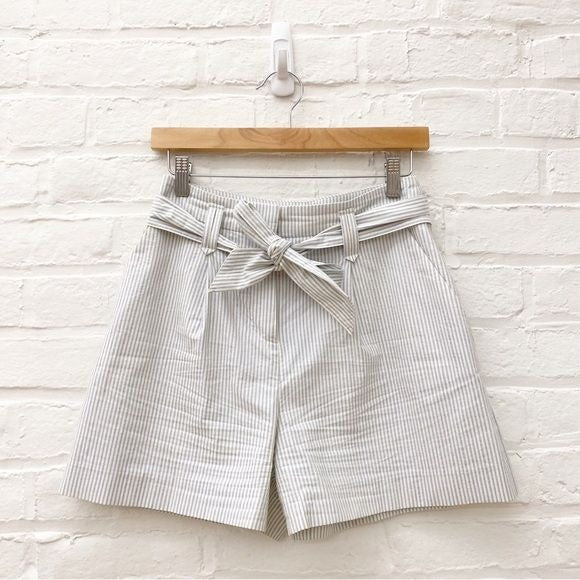 Sezane || Lucas Belted Paperbag Shorts in Seersucker Blue Ecru Ivory 36 US 4