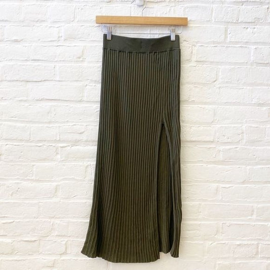 Aritzia || Wilfred Zeta Ribbed Midi Skirt with Slit Olive Green XS