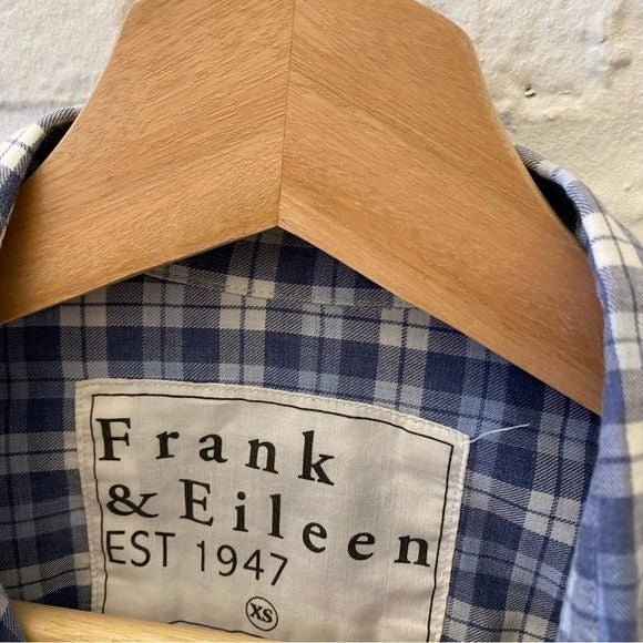 Frank & Eileen || Barry Plaid Button Down Shirt Cotton Blue XS