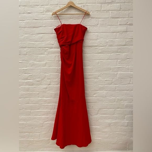 Badgley Mischka || Beauty in a Bottle Strapless Trumpet Gown Ruched Red 8