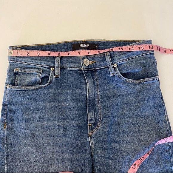 Hudson || Barbara High Waist Straight Jeans Omega Wash Blue 28