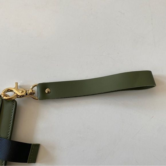 Andar || The Denner Wallet Card Holder Wristlet Olive Green