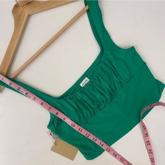 Aritzia || Wilfred Free Orbit Top Tank Alien Green Small NWT