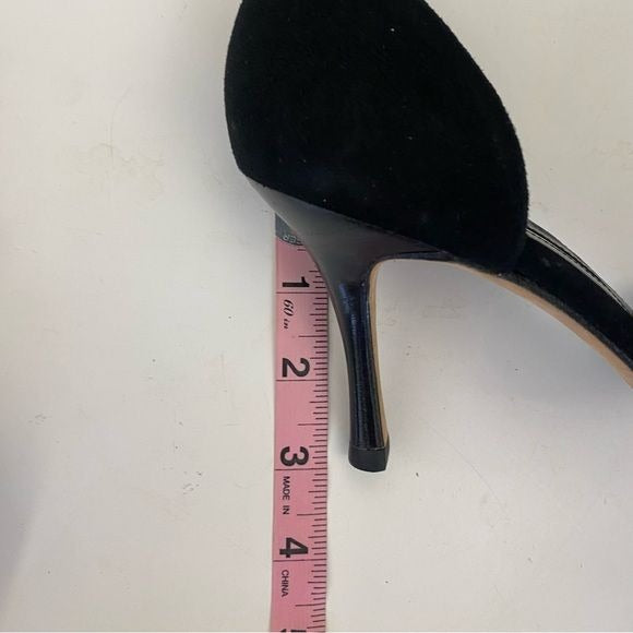 Manolo Blahnik || Burola D’orsay Pumps Heels Black Suede with Bow 38.5