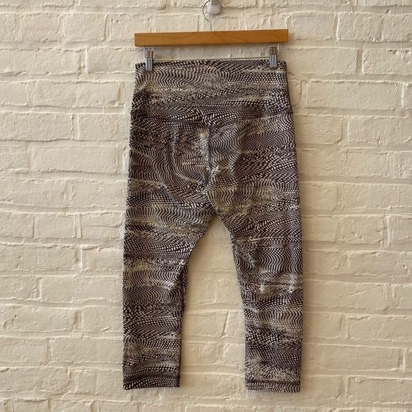 Lululemon || Align Crop 21" Swerve Vapor Metal Grey 8