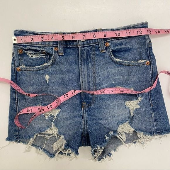 Abercrombie || 4” Mom Short High Rise Distressed Raw Hem Blue 24 / 00