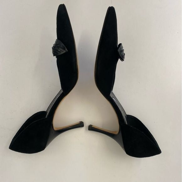 Manolo Blahnik || Burola D’orsay Pumps Heels Black Suede with Bow 38.5