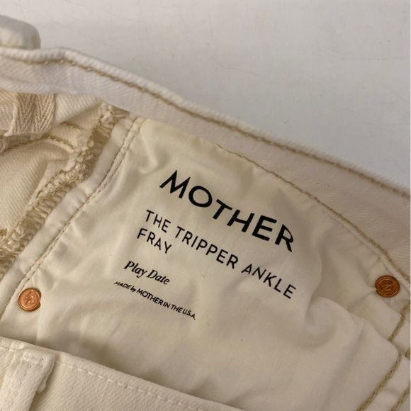 MOTHER || The Tripper Crop Flare in Play Date Antique White 29