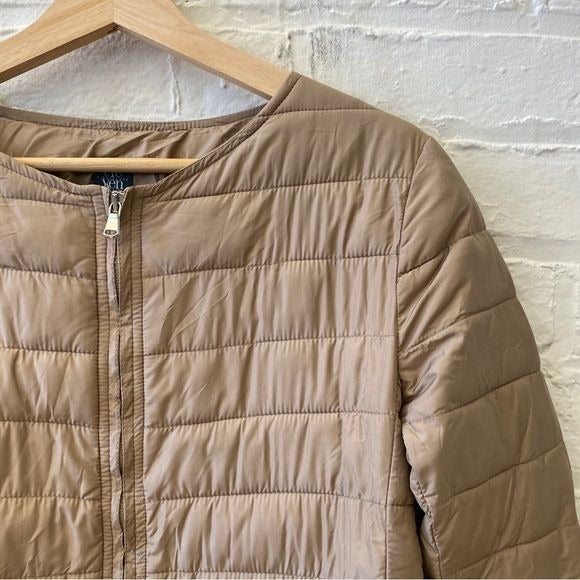 Eleventy || Collarless Short Puffer Jacket Quilted Beige Tan