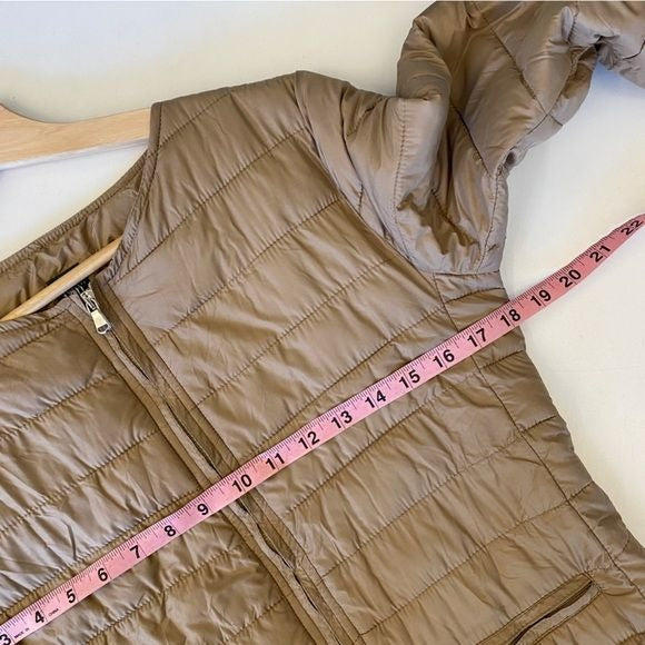 Eleventy || Collarless Short Puffer Jacket Quilted Beige Tan