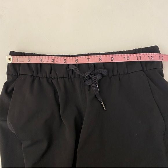 Lululemon || On The Fly Shorts 2.5" Solid Black 4