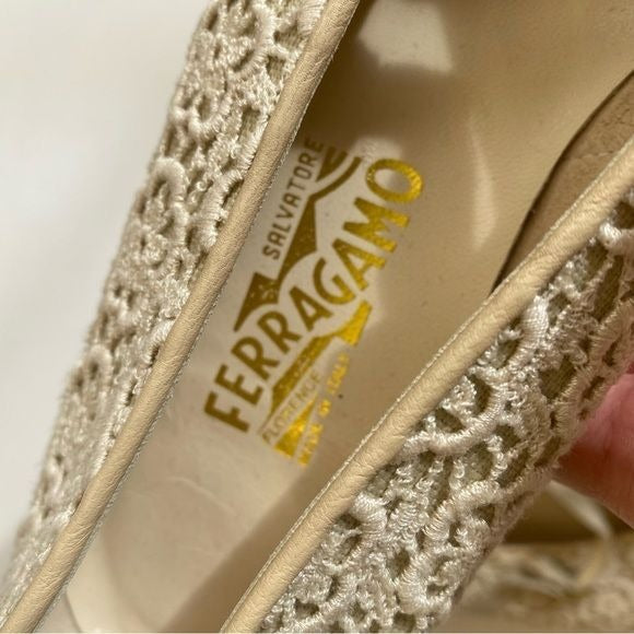 Salvatore Ferragamo || Audrey Mary Janes Buckle Ballet Flats Cream Lace 9.5 C