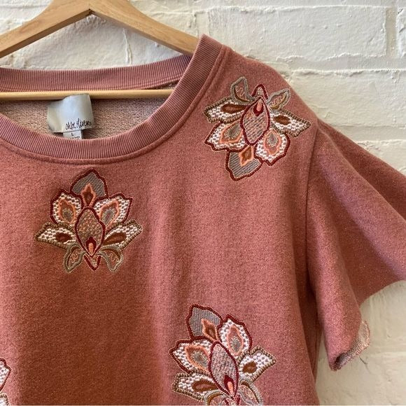 Anthropologie || Chloe Oliver Embroidered Padma Pullover Flutter Floral Pink L