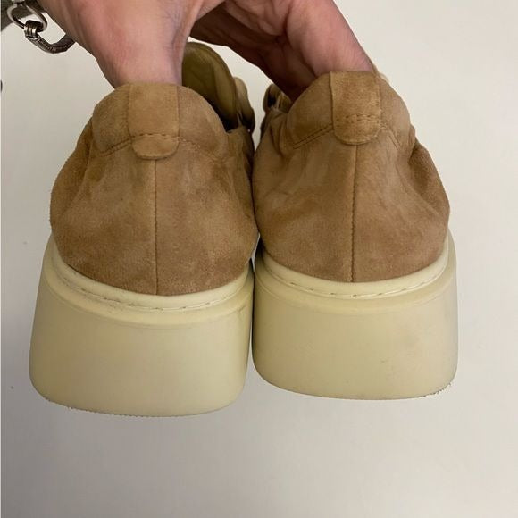 SOFTWAVES || Tais Platform Suede Slip-On Sneaker Cuoio Tan Beige Buckle Bit 39