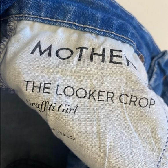 MOTHER || The Looker Crop in Graffiti Girl Distressed Denim Jeans Blue 25