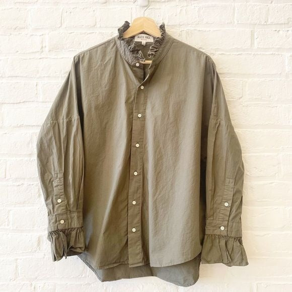 Alex Mill || Easy Ruffle Shirt in Paper Poplin Dusty Olive Green Large