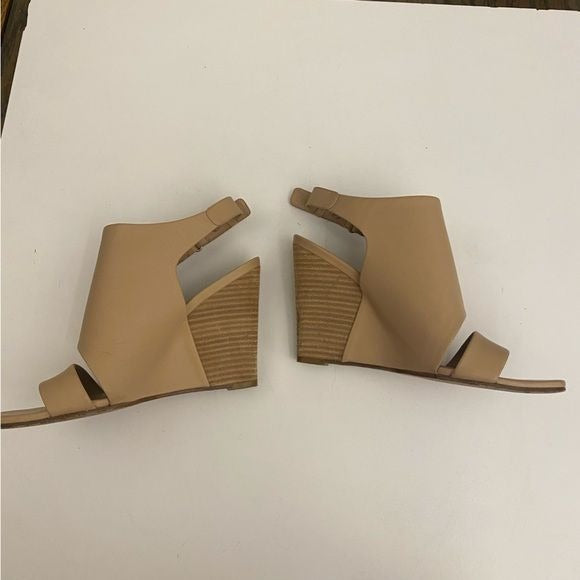 Vince. || Karen Leather Wedge Sandals Tan 7.5