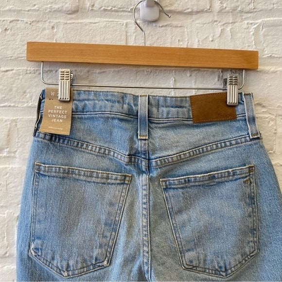 Madewell || The Petite Perfect Vintage Jean in Fiore Wash Ligh Blue 25P NWT