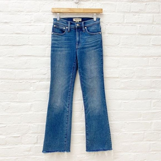 Madewell || Cali Demi-Boot Jeans in Fleetwood Wash Blue 24