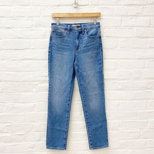 Madewell || The Perfect Vintage Jean in Finney Wash Blue 24