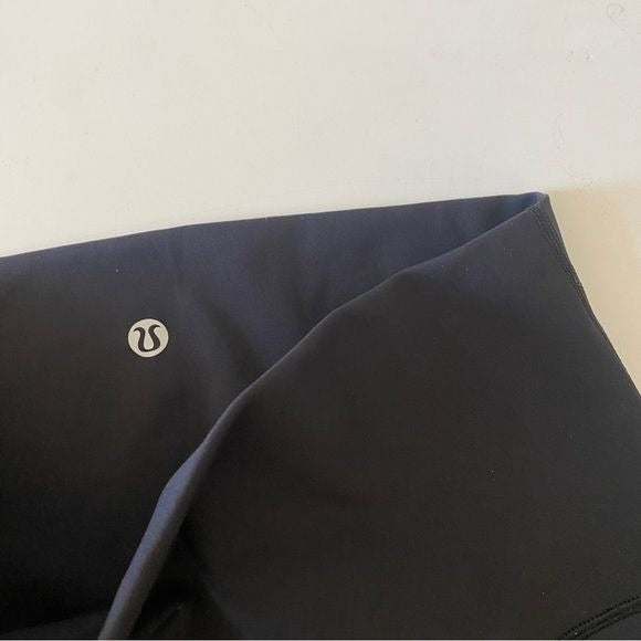 Lululemon || Wunder Under Crop II Special Edition Roll Down Scallop 23" Black