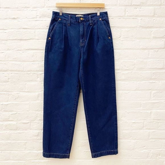 Madewell || Baggy Straight Jeans in Woodham Wash: Pleated Edition Dark Denim 30