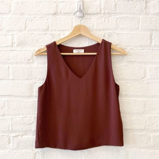 Aritzia || Babaton Murphy Sleeveless Blouse Raisin Burgundy Brown XXS