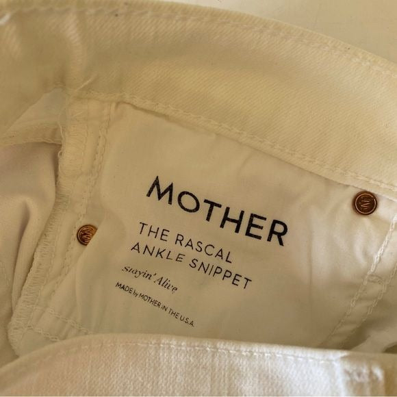 MOTHER || The Rascal Ankle Snippet Jeans in Stayin' Alive Straight White 25