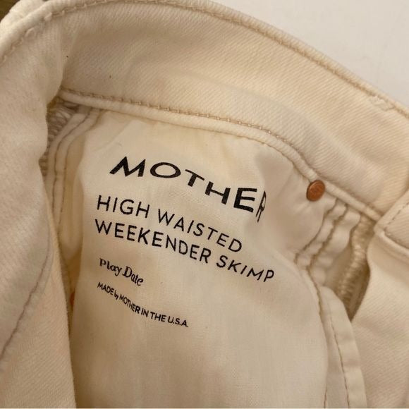 MOTHER || High Waisted Weekender Skimp Flare Jeans in Play Date Cream Ivory 25