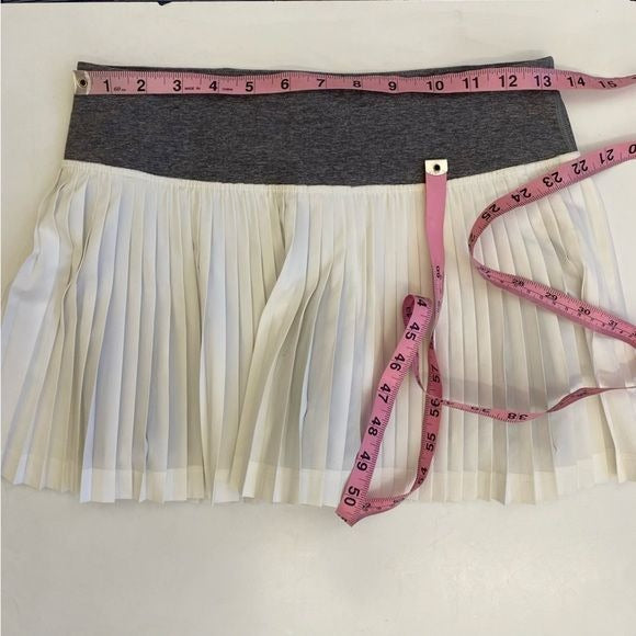 Lululemon || Pleat to Street Skirt Skort Shorts Tennis Running White Grey 4