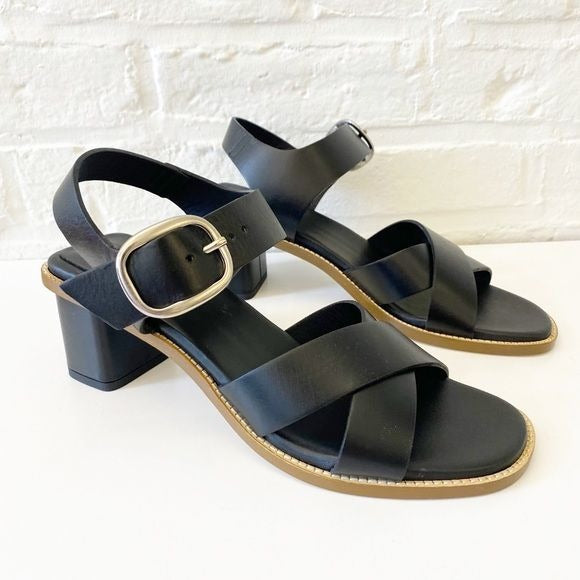 Everlane || The Italian Leather Buckle Heel Black 8