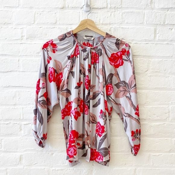 Tucker || The Classic Blouse 100% Silk Floral Gray Small