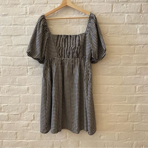 Tuckernuck || Pomander Place Gingham Abigail Dress Black Large