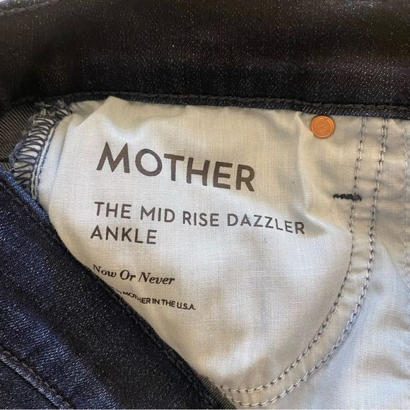 MOTHER || The Mid Rise Dazzler Ankle Jeans in Now Or Never Dark Wash Stretch 25