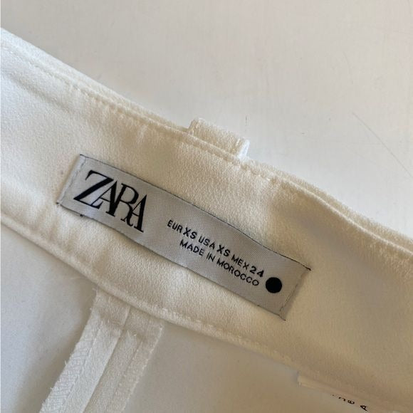 Zara || High Waisted Tailored Trouser Shorts White XS