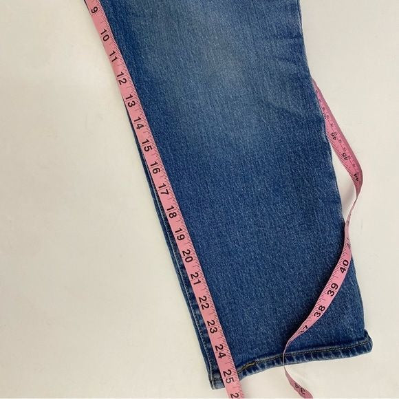 Levi’s || Wedgie Straight Crop in Jive Sound Blue 31