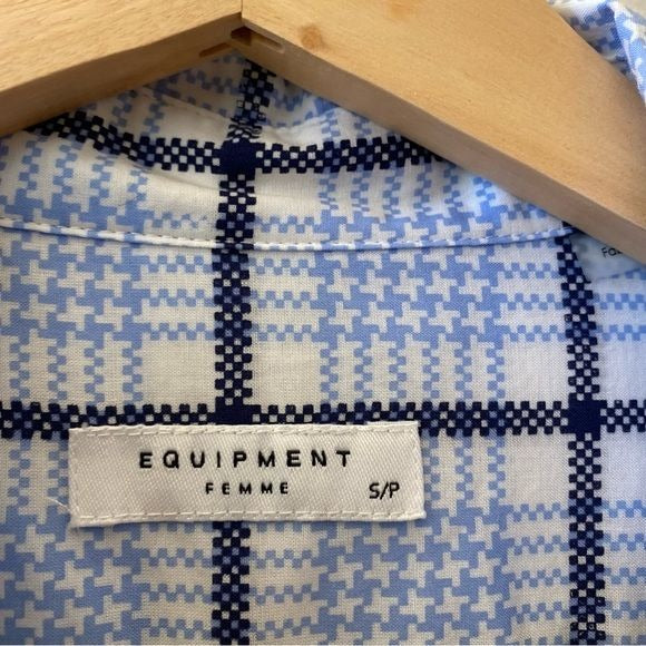 Equipment || Plaid Button Down Shirt with Pockets Cotton Blue Small