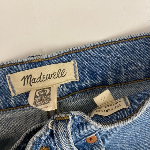 Madewell || Perfect Vintage Jeans in Ainsworth Wash Blue 28