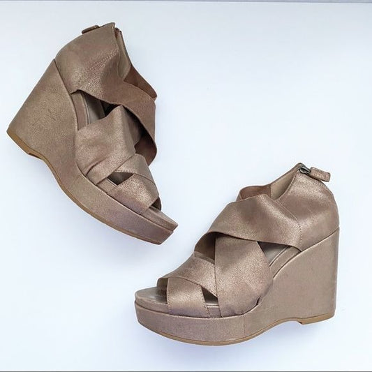 Eileen Fisher || Bella Metallic Platform Wedges Metallic Bronze 9